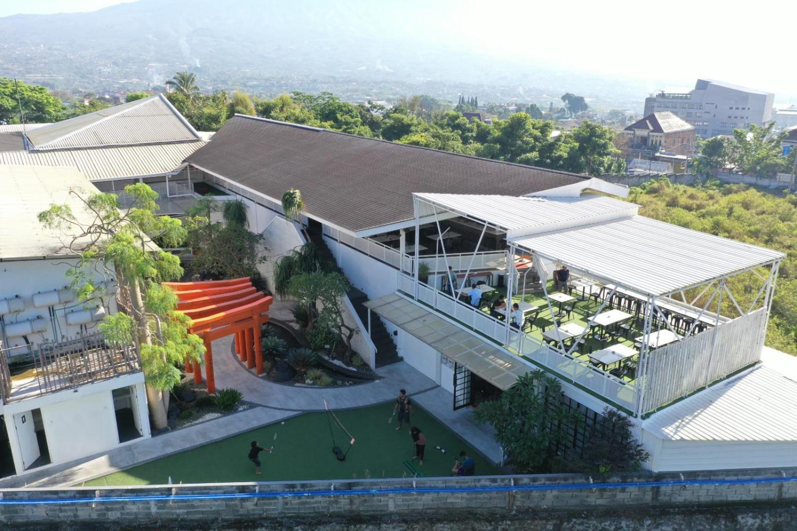 Kontena Hotel Batu  Zewnętrze zdjęcie