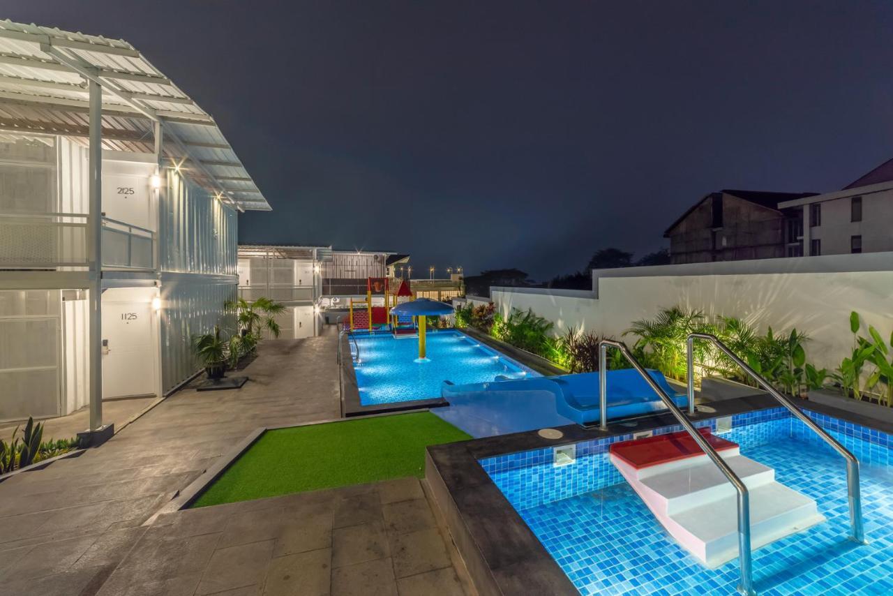 Kontena Hotel Batu  Zewnętrze zdjęcie