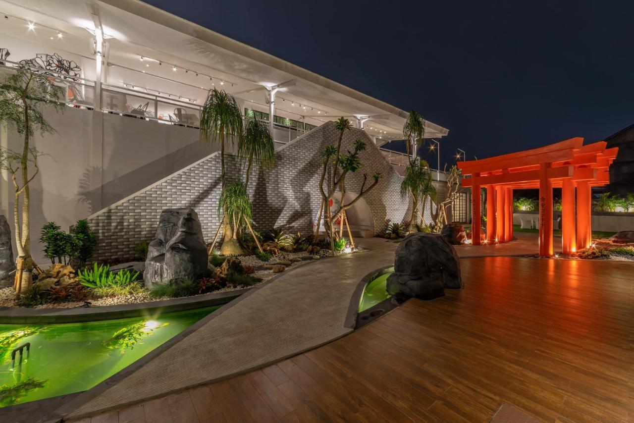 Kontena Hotel Batu  Zewnętrze zdjęcie